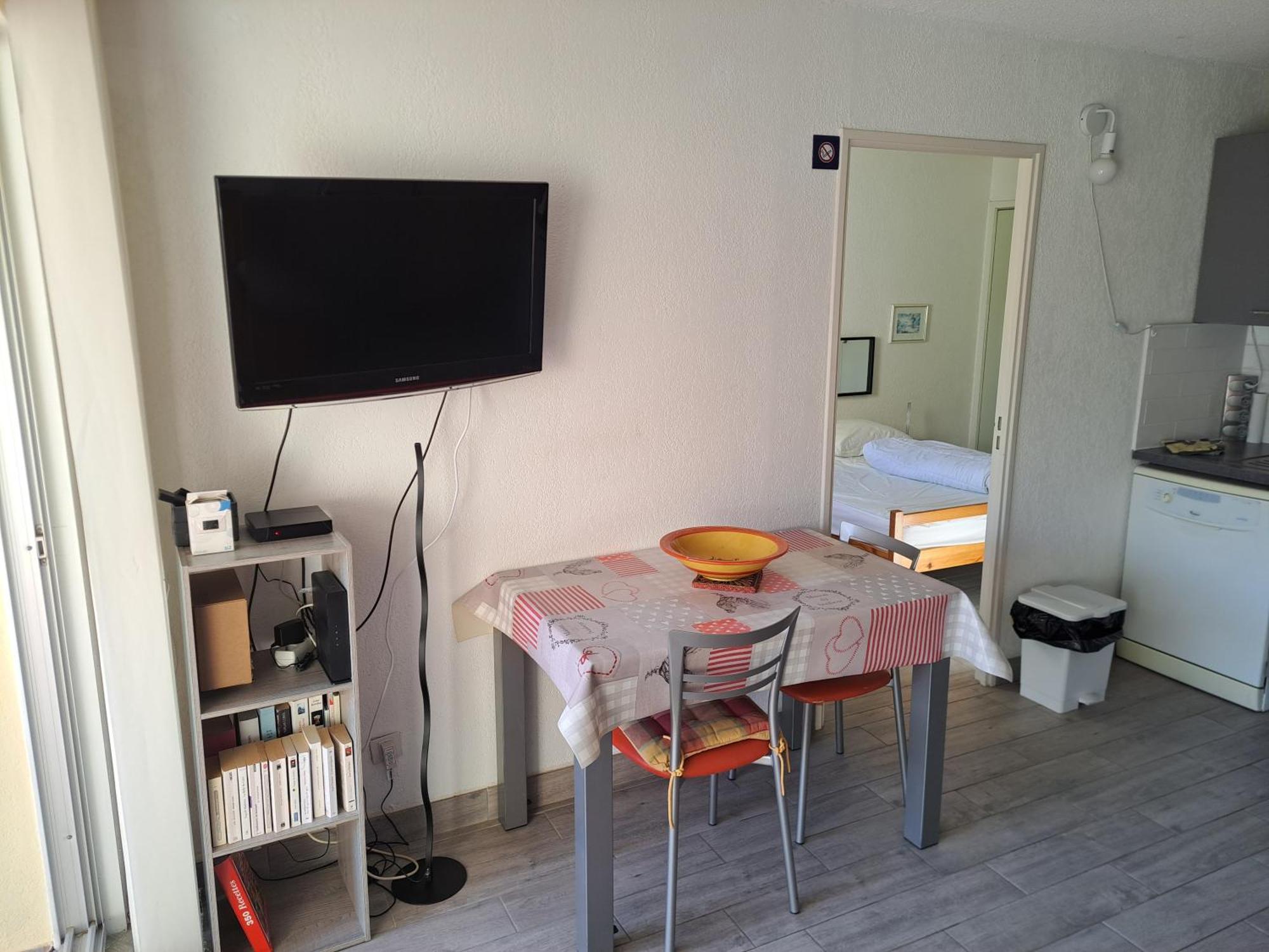 Helios 32, T2 Climatise, Parking, 500M Plage Agde Exterior foto